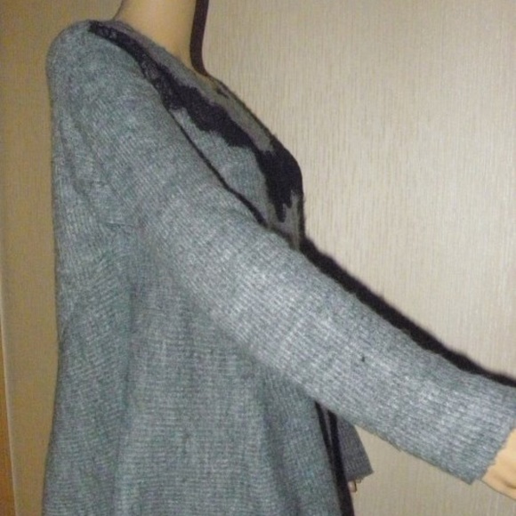 Very Soft Knit Tunic Top from Elle - Picture 5 of 7